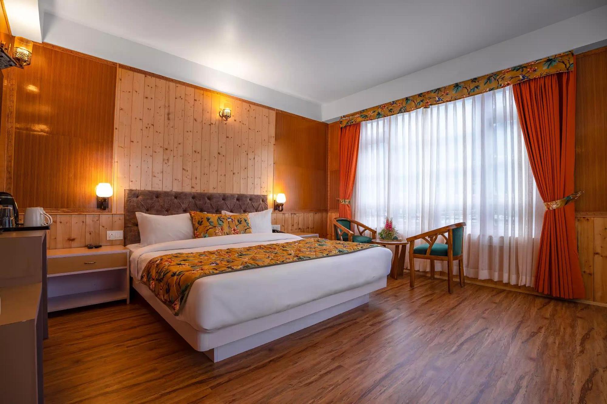 Summit Gangchen Hotel ลาเชน ห้อง รูปภาพ