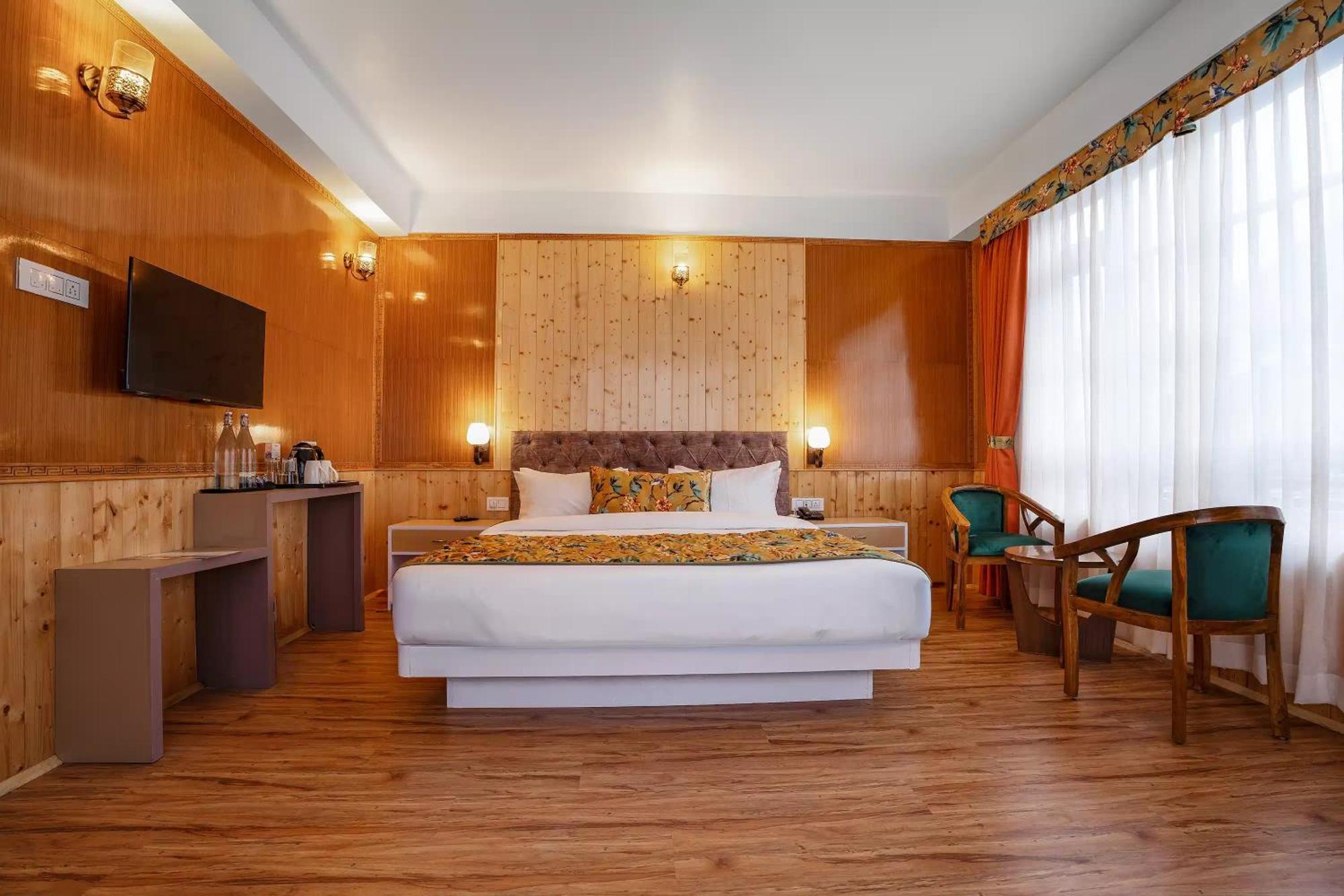 Summit Gangchen Hotel ลาเชน ภายนอก รูปภาพ